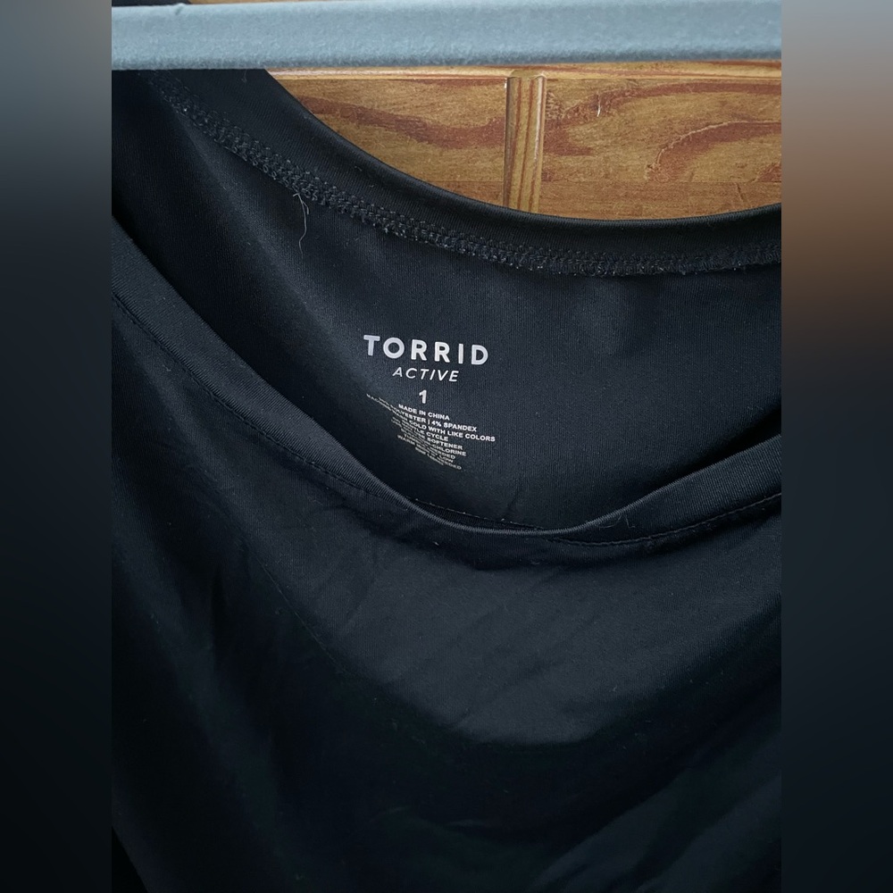 Torrid Off-the-Shoulder Black Active Wear Top - Picture 3 of 3